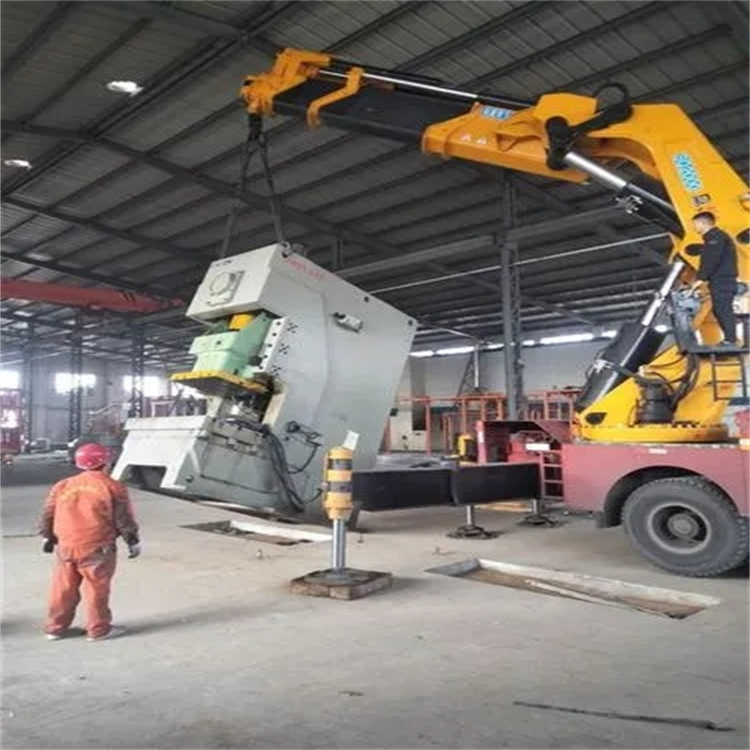 常山县80吨折臂吊车出租附近电话